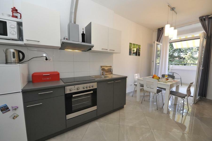 Apartman Mirakul Σπλιτ Εξωτερικό φωτογραφία